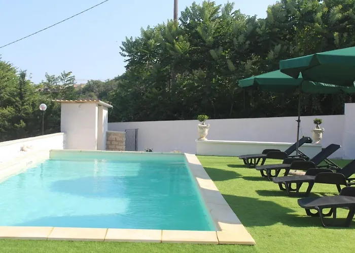 Corinzia 2 公寓 诺托